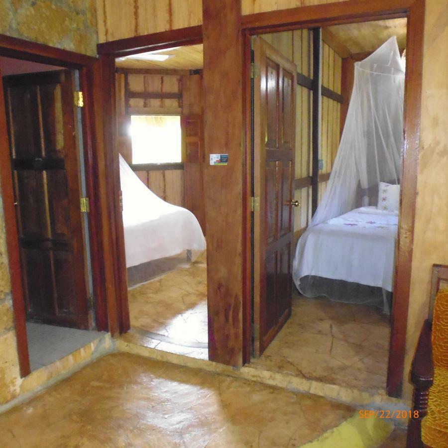 Hotel Nueva Alianza Frontera Corozal Exterior photo